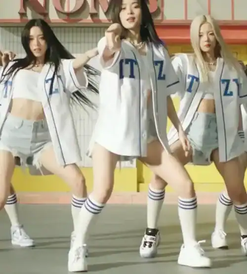 ITZY None of My Business Baseball Jersey + Socks