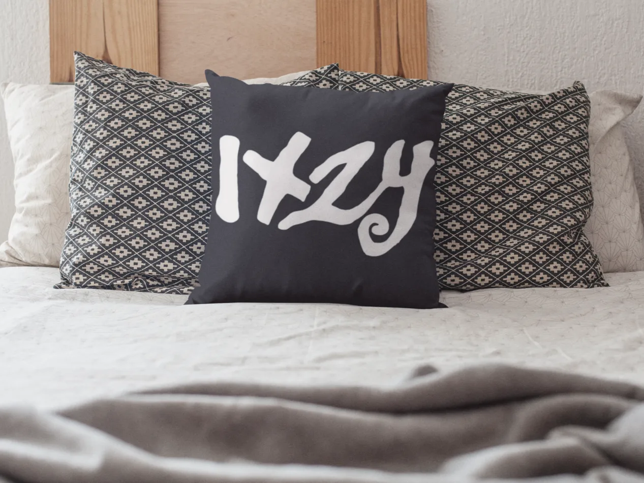 ITZY Wordmark Pillow Case - Image 2